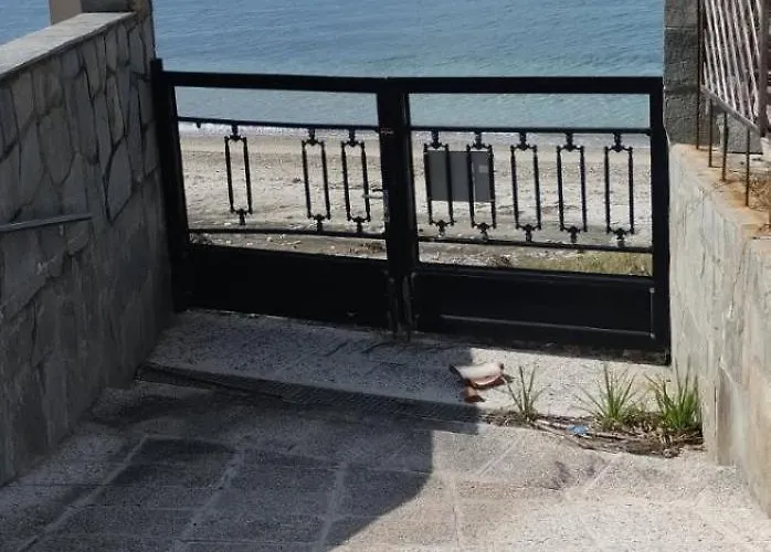 Apartamento Christy's By The Sea *